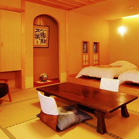 Onsen Ryokan Yusakaso Hakone Buitenkant foto