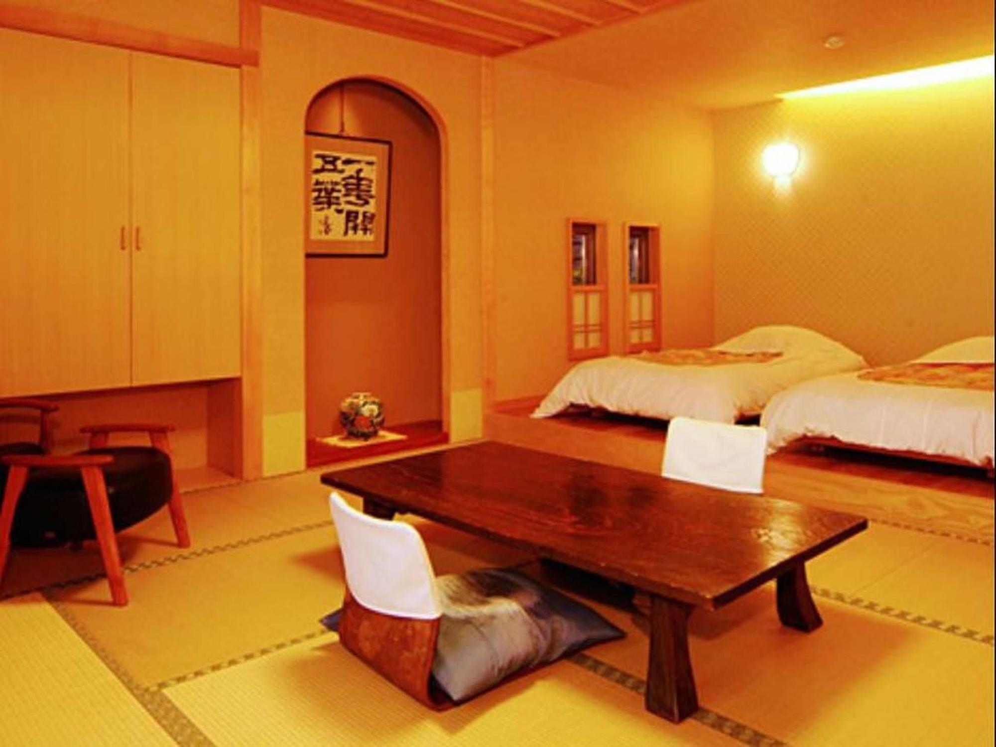 Onsen Ryokan Yusakaso Hakone Buitenkant foto
