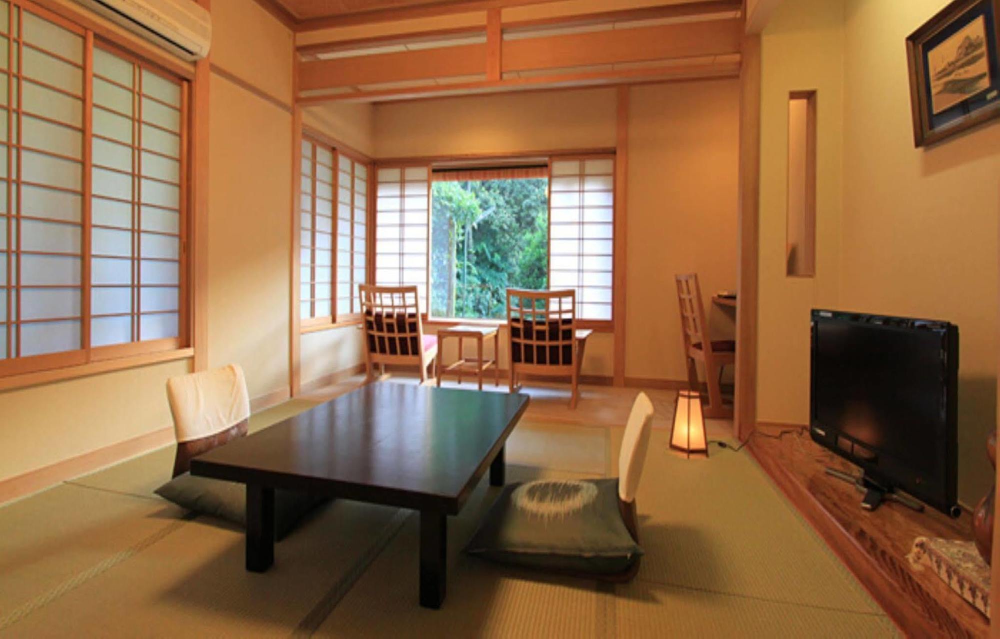 Onsen Ryokan Yusakaso Hakone Buitenkant foto